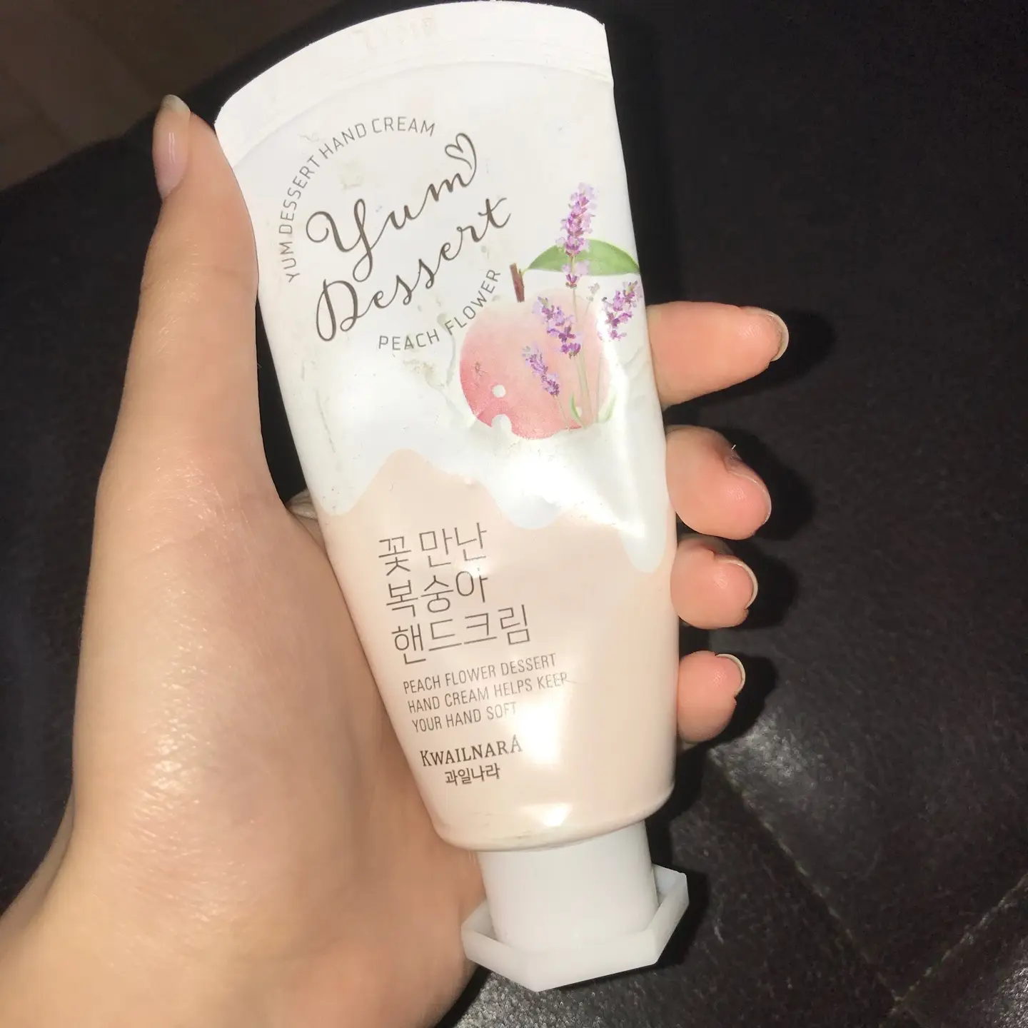 선택된 언니의파우치 리뷰 이미지 - [얌 디저트 핸드크림 [우유에 퐁당 딸기 핸드크림]]