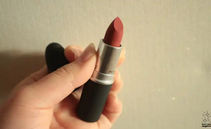 파우더 키스 립스틱 [디보티드 투 칠리]