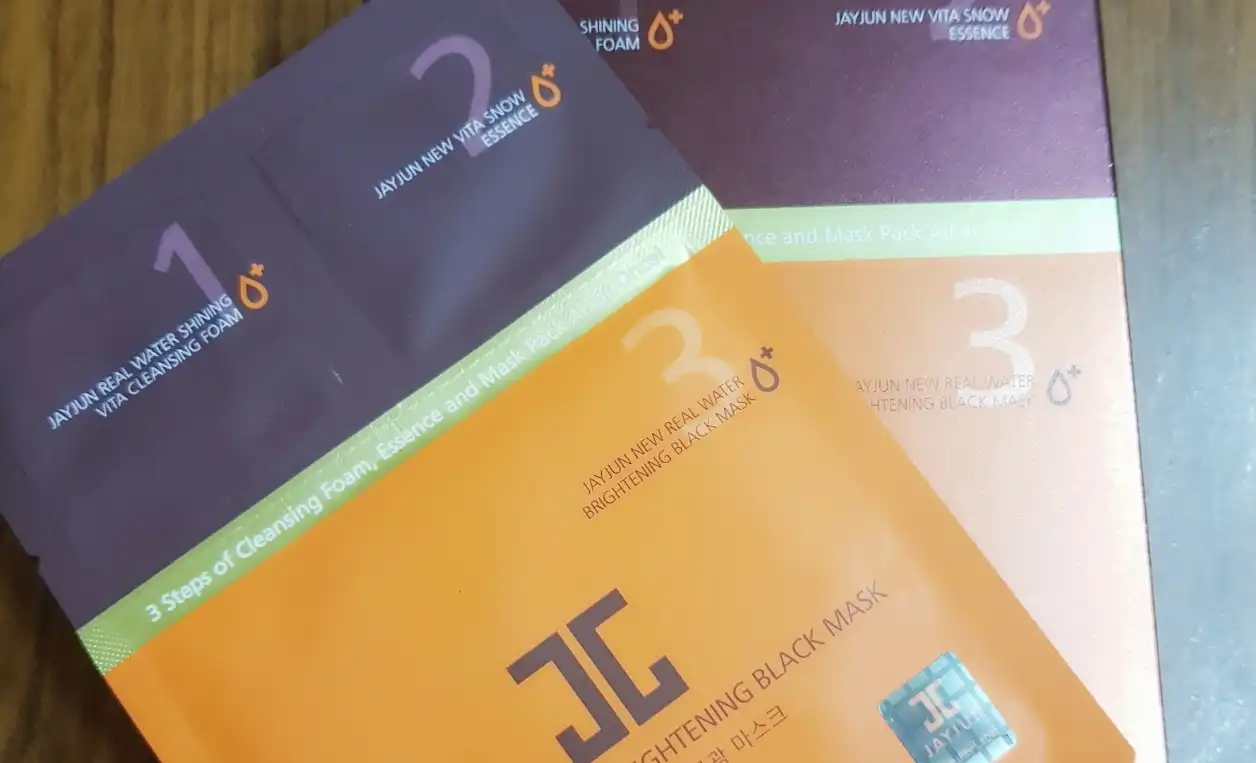 뉴 블랙 물광 마스크