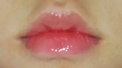 선택된 언니의파우치 리뷰 이미지 - [우 베이비 림 플럼퍼 (1호 맑은 투명 볼륨)]
