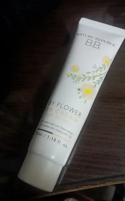 선택된 언니의파우치 리뷰 이미지 - [바이 플라워 비비크림 SPF35 PA++ 2호 차분한 비비]