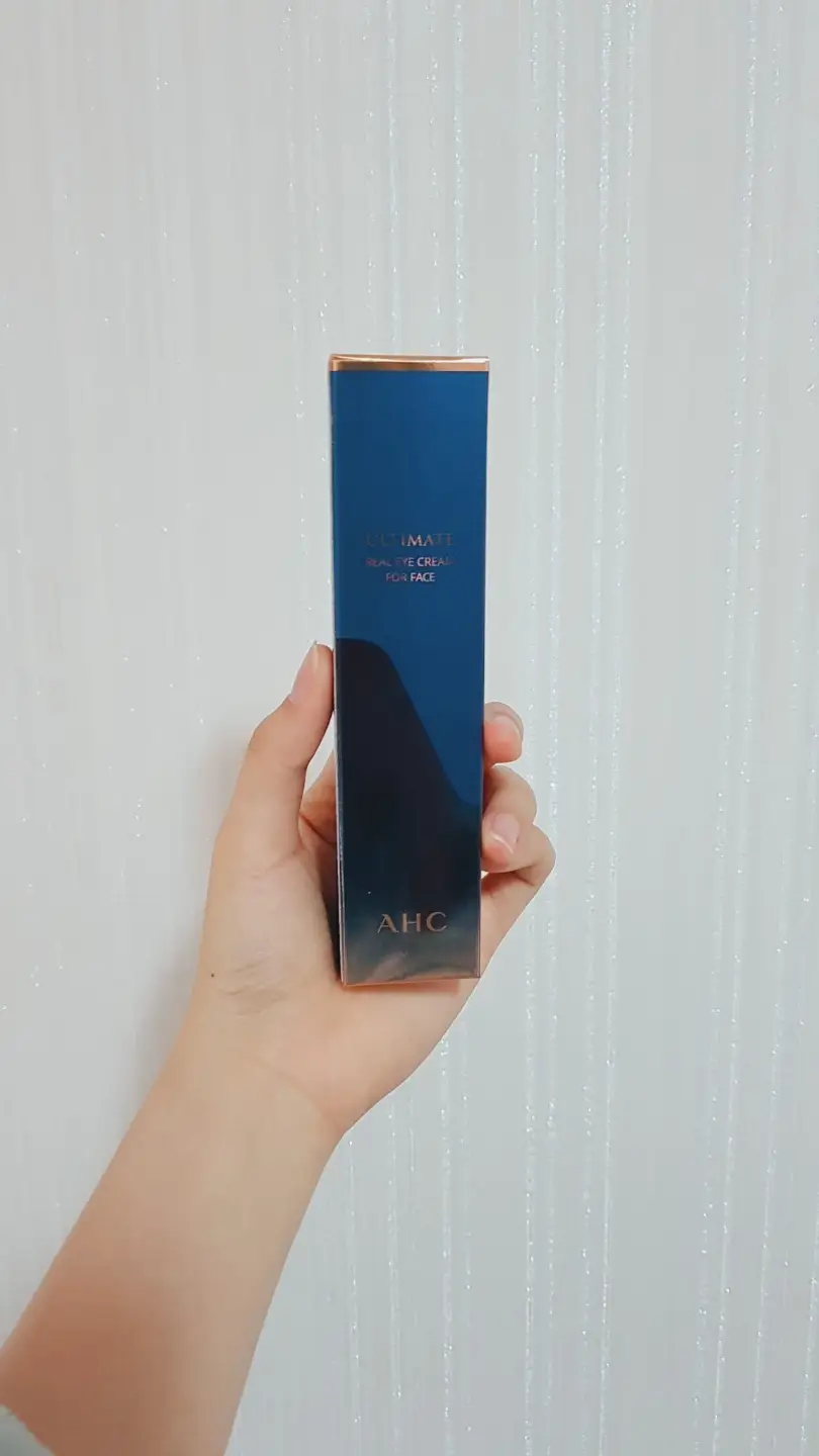 선택된 언니의파우치 리뷰 이미지 - [얼티밋 리얼 아이크림 포 페이스]