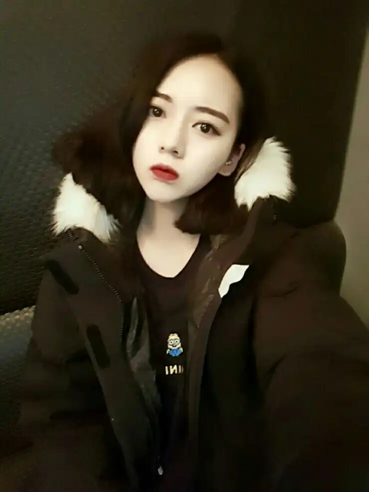 언니의파우치 리뷰 이미지 13 - [매트 립스틱 [칠리]]