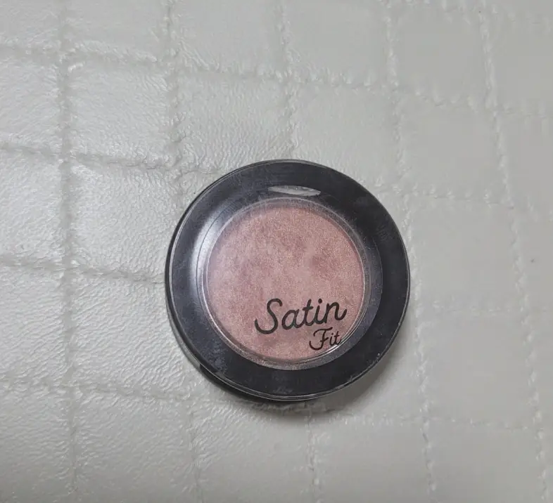 선택된 언니의파우치 리뷰 이미지 - [새틴 핏 아이즈 [RD301 로제 스윗 와인]]