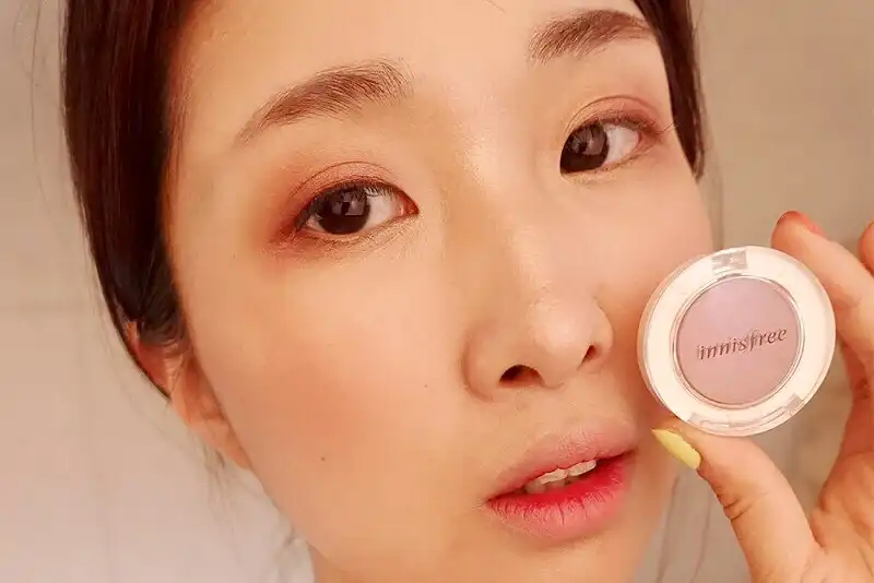 언니의파우치 리뷰 이미지 6 - [미네랄 싱글 섀도우 가을 컬렉션 [46호 쏟아지는 가을 별빛]]