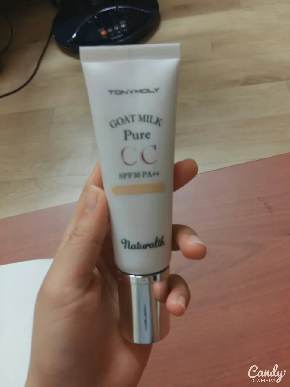 선택된 언니의파우치 리뷰 이미지 - [내추럴스 산양유 맑은 씨씨크림 SPF30 PA++ (베이지밀크)]