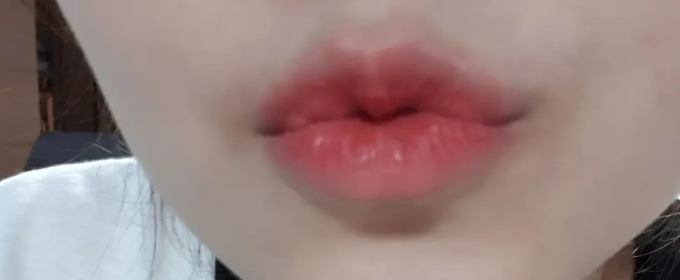 선택된 언니의파우치 리뷰 이미지 - [아임 틱톡 립스틱 새틴 [004 블러시캐미]]