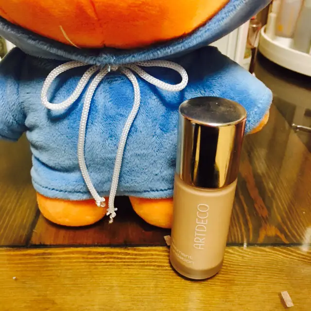 선택된 언니의파우치 리뷰 이미지 - [리치 트리트먼트 파운데이션 - 10 써니 쉘 (21호/웜톤)]