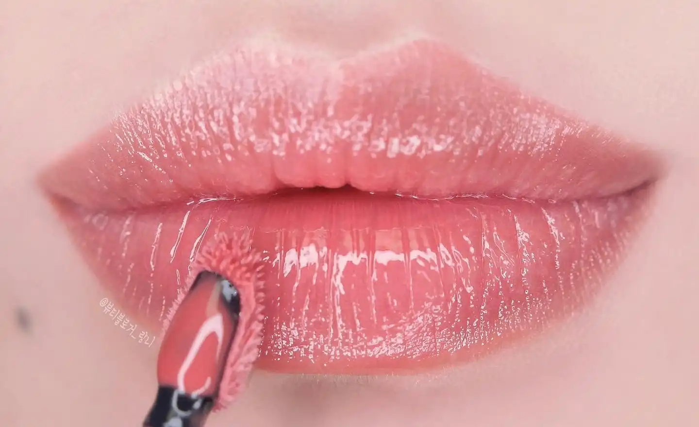 센슈얼 스파이시 누드 글로스 [422 란제리]