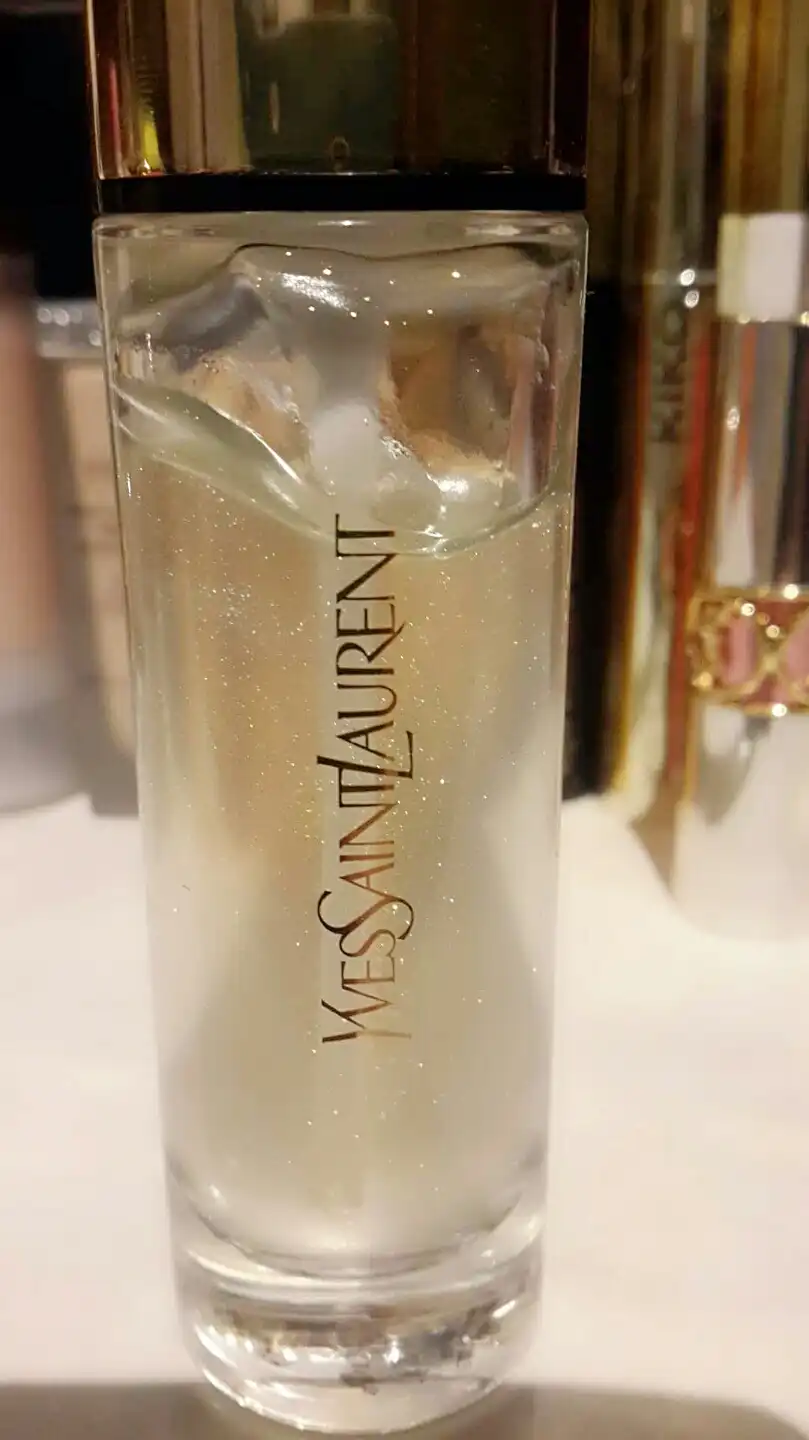 선택된 언니의파우치 리뷰 이미지 - [뚜쉬 에끌라 블러 프라이머]