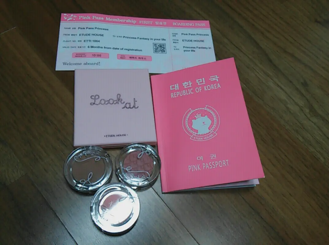 선택된 언니의파우치 리뷰 이미지 - [룩 앳 마이 아이즈 카페 [OR202 상큼자몽티]]